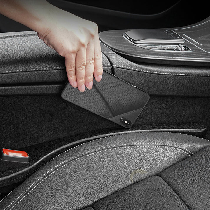 carhelp - nooit meer last van spullen onder je stoel